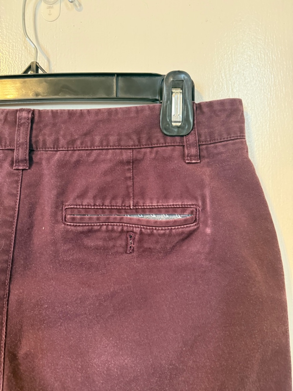 Men’s Bonobos Tailored Fit Burgundy Chinos Size 29x30 - Picture 3 of 4